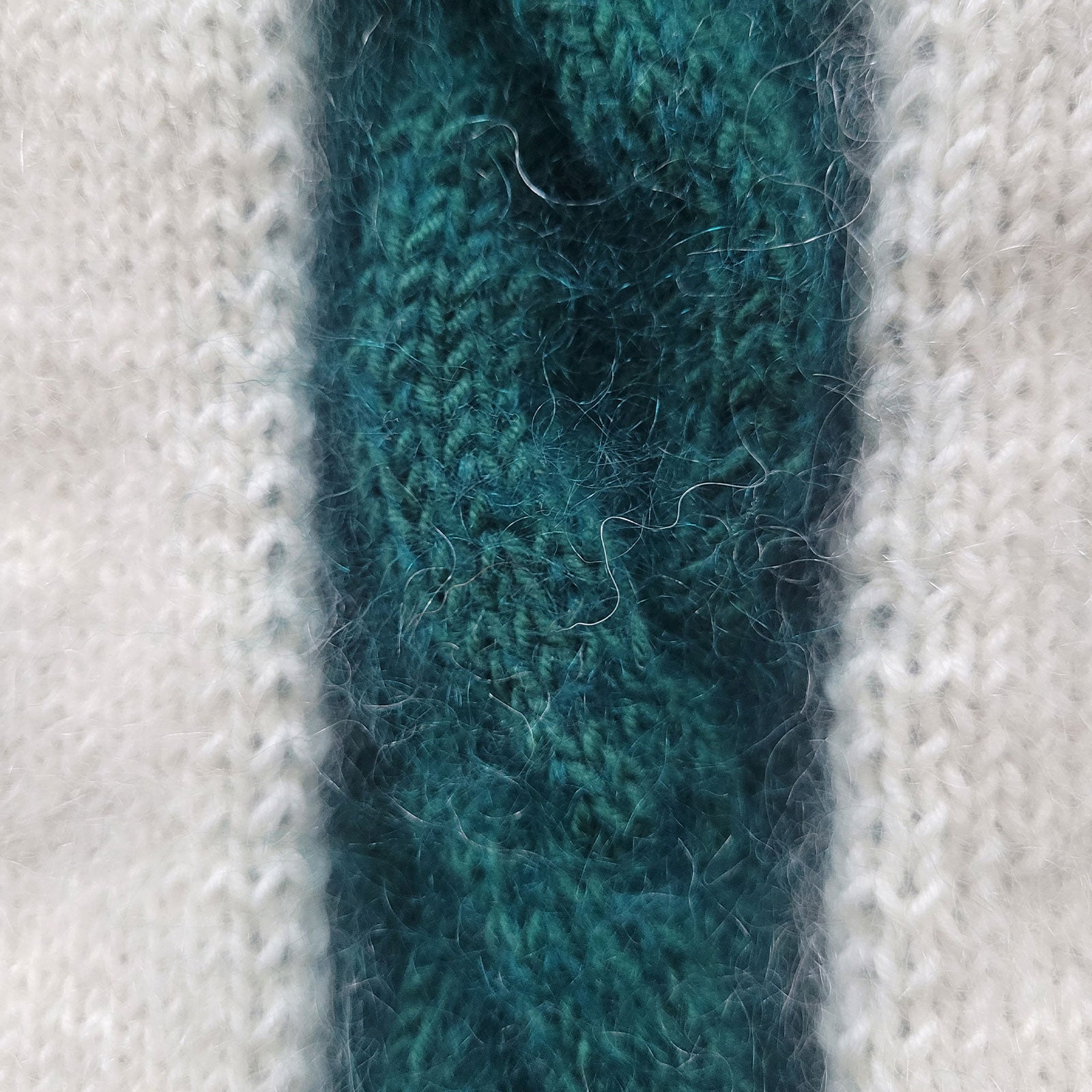 Strickset „Mohair-Pullunder mit Zopf“
